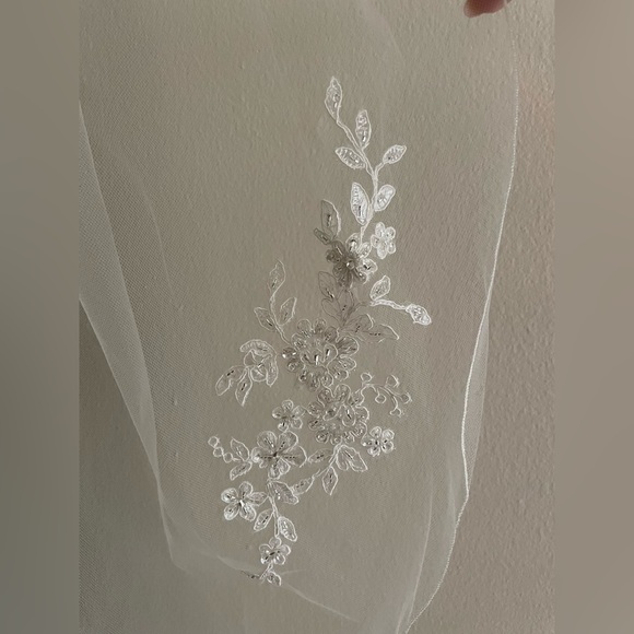 Bridal Veil - Picture 3 of 3